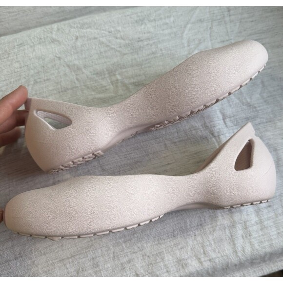 Women's CROCS Blush Pink Kadee Slip On Ballet Flat Shoe SIZE 6 - Picture 9 of 12